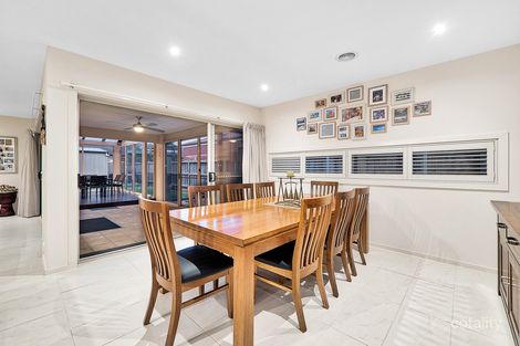 Property photo of 8 Balladonia Gum Circuit Lyndhurst VIC 3975