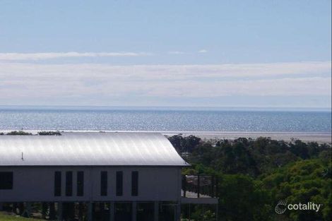 Property photo of 6 Edgewater Court Craignish QLD 4655