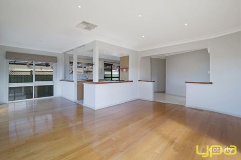 Property photo of 13 Counihan Street Sunbury VIC 3429
