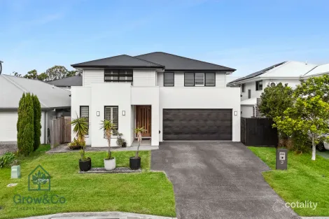 3 Lovat St, Helensvale, QLD 4212