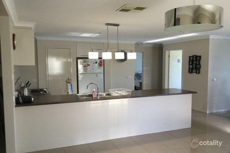 Property photo of 38 Banfield Avenue Mooroopna VIC 3629