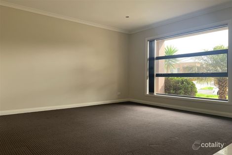 Property photo of 7 Knightsbridge Drive Epping VIC 3076