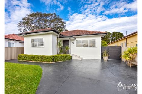 37 Kiora St, Panania, NSW 2213