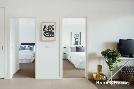 Property photo of 408/64 Sahi Crescent Roxburgh Park VIC 3064