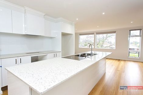Property photo of 2/23 Werribee Street South Werribee VIC 3030
