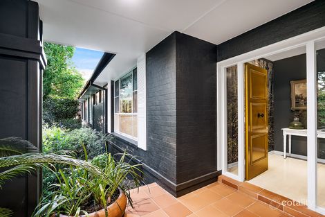 Property photo of 2 Maunder Avenue St Ives NSW 2075