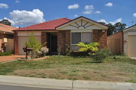 9 Quamby Ct, Wattle Grove, NSW 2173