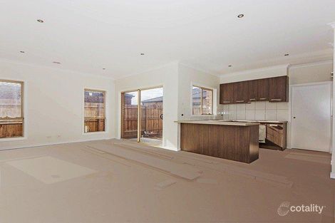 Property photo of 13 Amelie Parade Tarneit VIC 3029