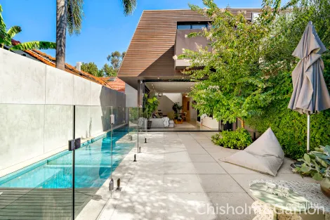 Property photo of 30 Wave Street Elwood VIC 3184