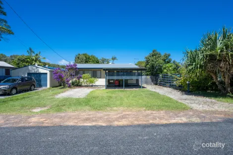 8 Hogan St, Iluka, NSW 2466