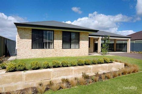 8 Aran Island Way, Australind, WA 6233