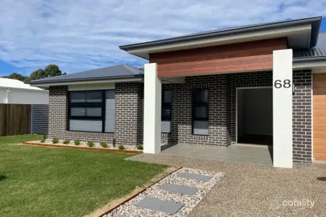 Property photo of 68 Webcke Crescent Kleinton QLD 4352