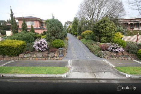 12 Meadow Rd, Croydon North, VIC 3136