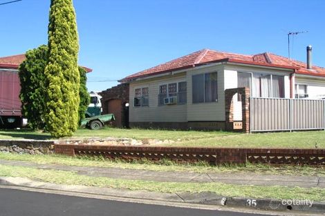 33 Hinkler St, Smithfield, NSW 2164
