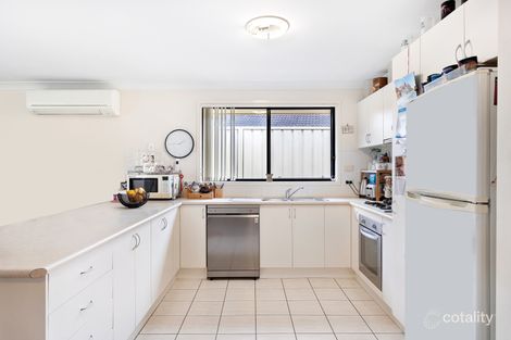 Property photo of 8 Ryan Close Woongarrah NSW 2259