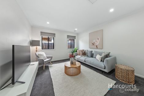 Property photo of 3 Bottlebrush Road Aintree VIC 3336