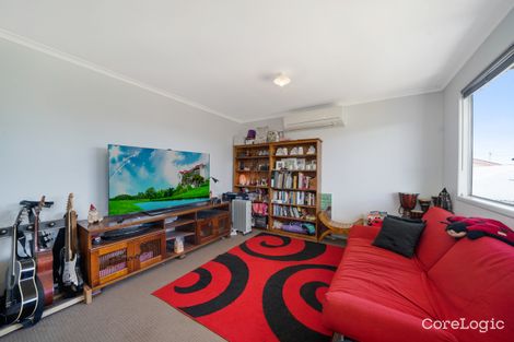 Property photo of 31 Wattle Street Kallangur QLD 4503