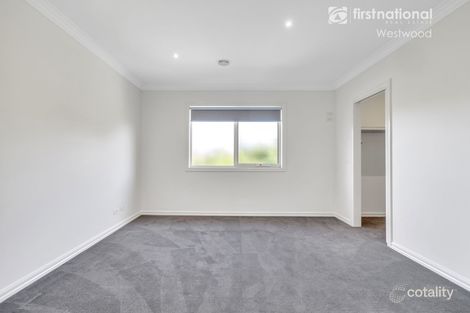 Property photo of 62 Riversdale Drive Tarneit VIC 3029