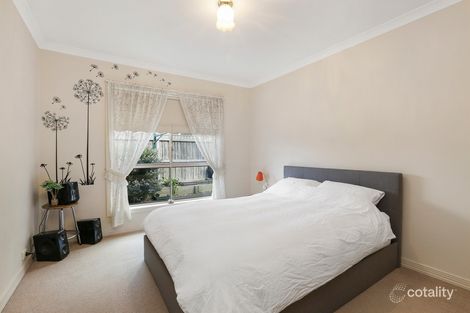 Property photo of 2/6 Glastonbury Drive Highton VIC 3216