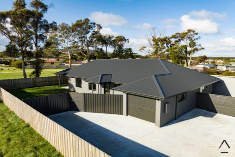 2/172 Agnes St, George Town, TAS 7253