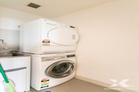 Property photo of 2104/9 Waterside Place Docklands VIC 3008