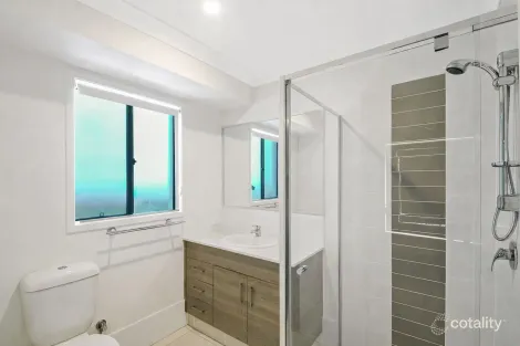 Property photo of 37 Chamberlain Rise Ormeau Hills QLD 4208