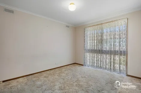 Property photo of 205 Mackenzie Street West Kangaroo Flat VIC 3555