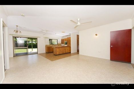 Property photo of 6 Gardenia Court Mooroobool QLD 4870