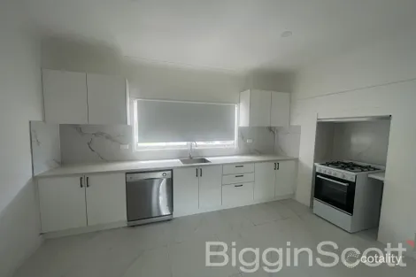 Property photo of 16 Rollings Road Upper Ferntree Gully VIC 3156