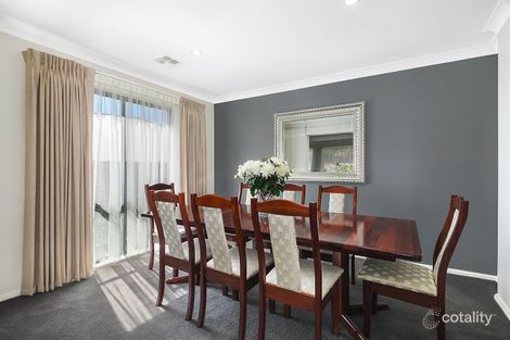 Property photo of 52 Ironbark Circuit Jerrabomberra NSW 2619