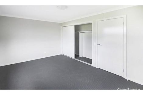 Property photo of 12 Swagman Walk Wollert VIC 3750