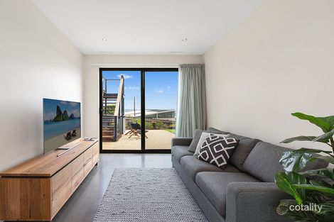 Property photo of 80 Stoneleigh Crescent Highton VIC 3216