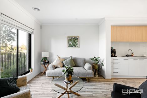 Property photo of 9 Plank Lane Tarneit VIC 3029