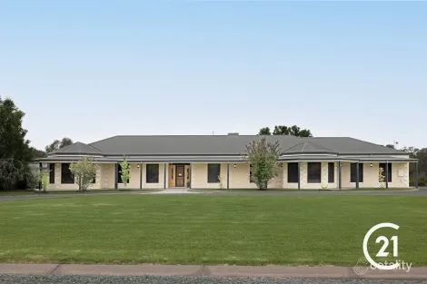 Property photo of 47 Chelsworth Drive Echuca VIC 3564