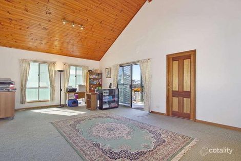 Property photo of 8 Currah Road Como NSW 2226