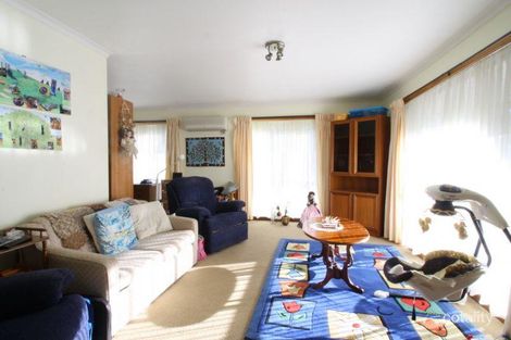 Property photo of 24 Mary Rogers Crescent Leongatha VIC 3953