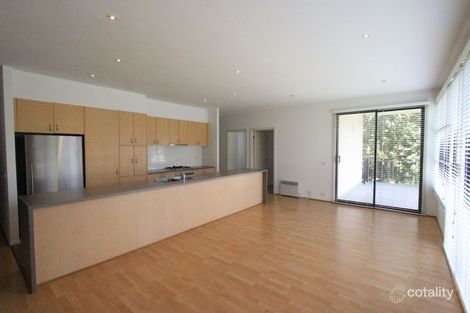 Property photo of 15/1 Conservatory Drive Burwood VIC 3125