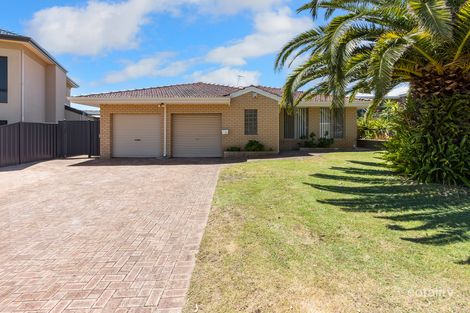 Property photo of 1 Lagoon Heights Ballajura WA 6066