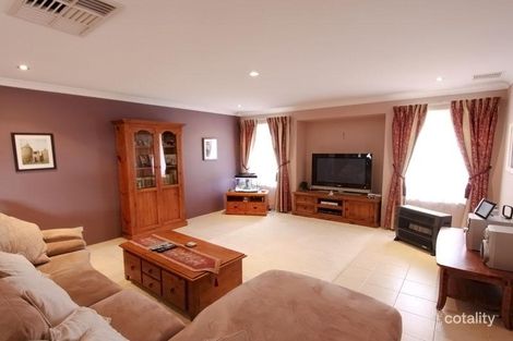 Property photo of 2 Whiteman Crescent Bertram WA 6167