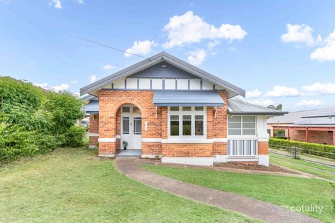 56 Park St, East Gresford, NSW 2311