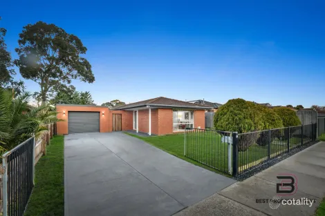 26 Elcan Ave, Cranbourne West, VIC 3977