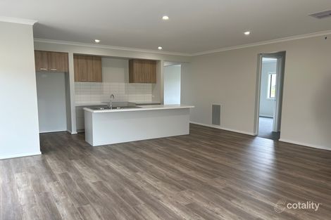 Property photo of 39 Wetlands Circuit Koo Wee Rup VIC 3981