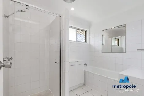 Property photo of 11 Gibum Street Chermside West QLD 4032