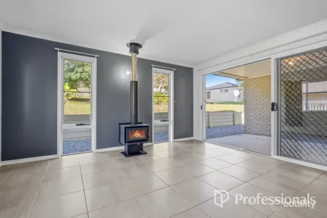 Property photo of 9 Rocklea Drive Southside QLD 4570