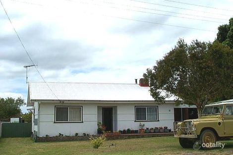 10 Katoomba St, Orana, WA 6330