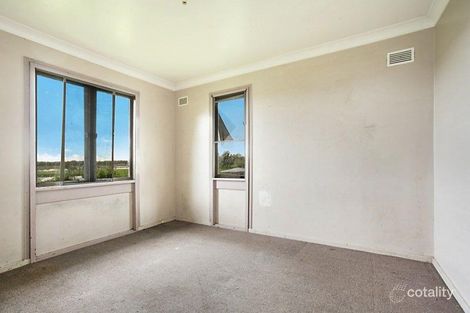 Property photo of 13 Greenway Avenue Woodberry NSW 2322