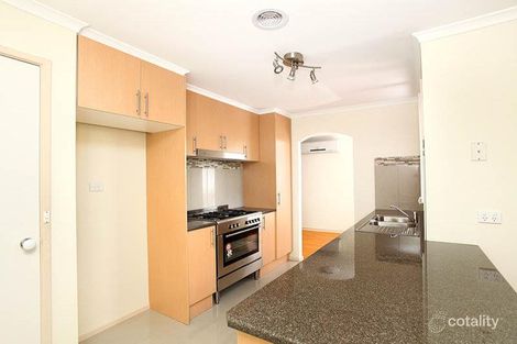 Property photo of 8 Nadur Court St Albans VIC 3021