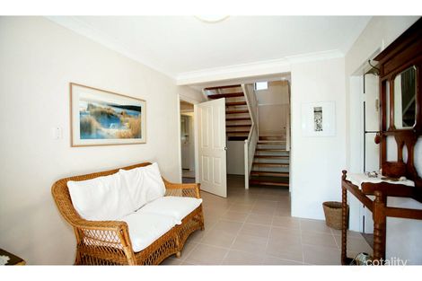 Property photo of 19 Alkoomie Close Davistown NSW 2251