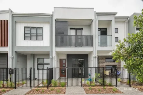 Property photo of 18 Lukin Terrace Baringa QLD 4551