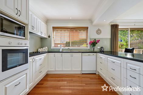 Property photo of 6 Kylie Close Mooroolbark VIC 3138